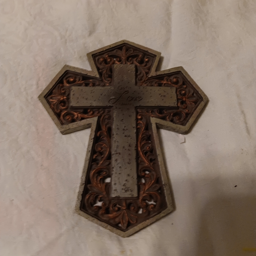🧸Elegant Bronze and Silver Wall Cross Decor